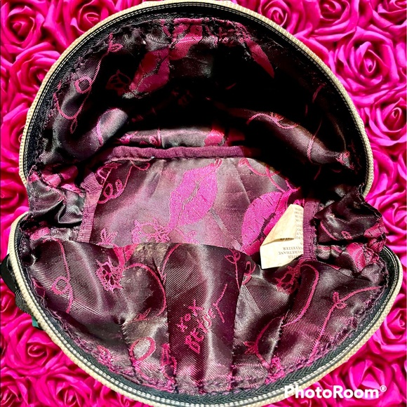 Betsey Johnson Small Makeup Bag - Picture 2 of 2
